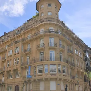 2* Casa de hóspedes Alemana